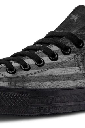 No Pain No Gain Black & White Lowtop Sneakers